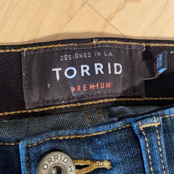 Skinny Jeans - Picture 2 of 3